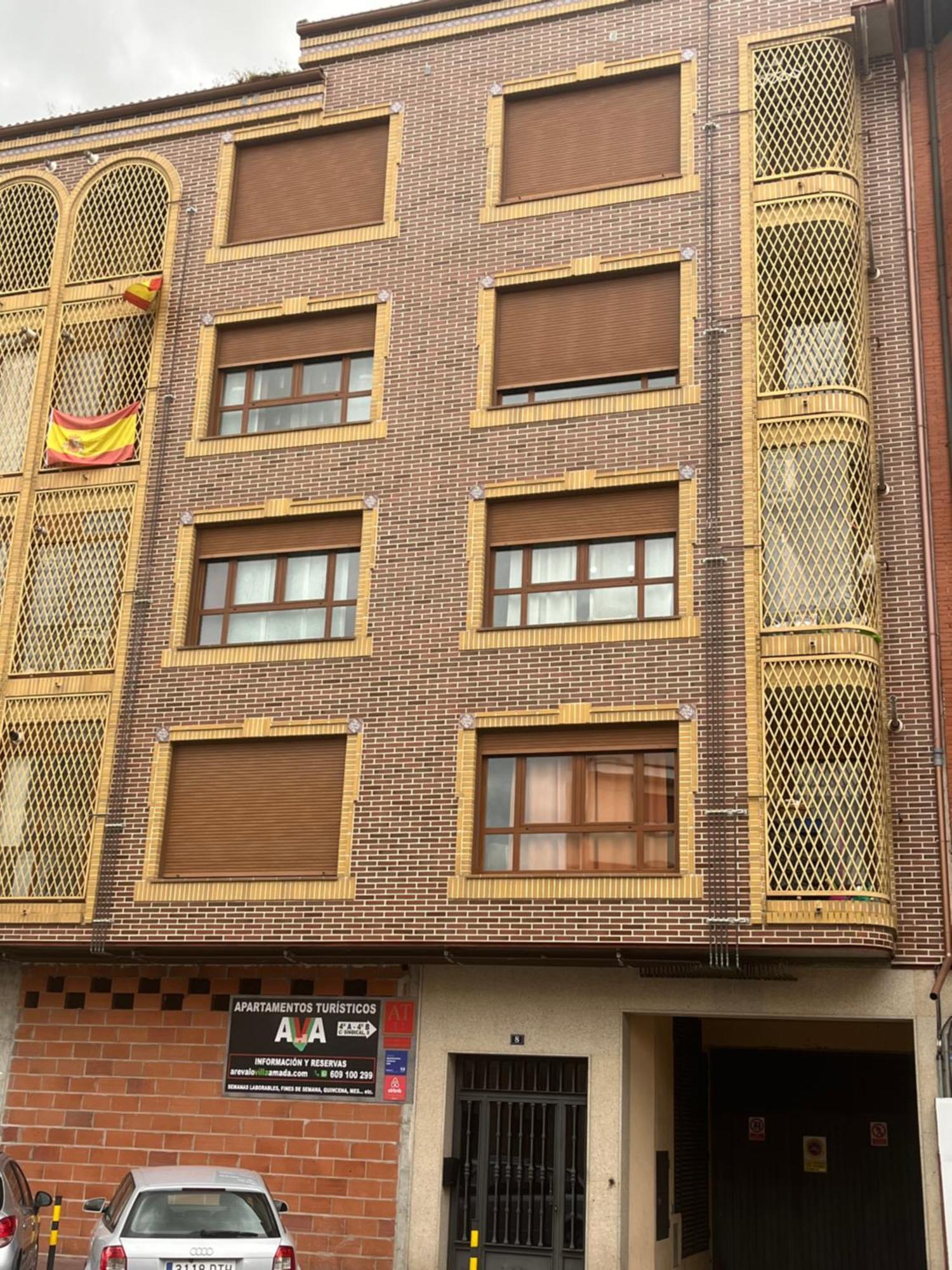 Appartement Ava-1 *